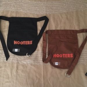 Hooters Girl Worn Money Pouch Adjustable Black or Brown